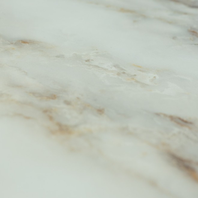 Falpanel márványmintás fehér-bézs mintával